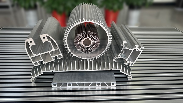 哪些行業適合工業鋁型材定制？